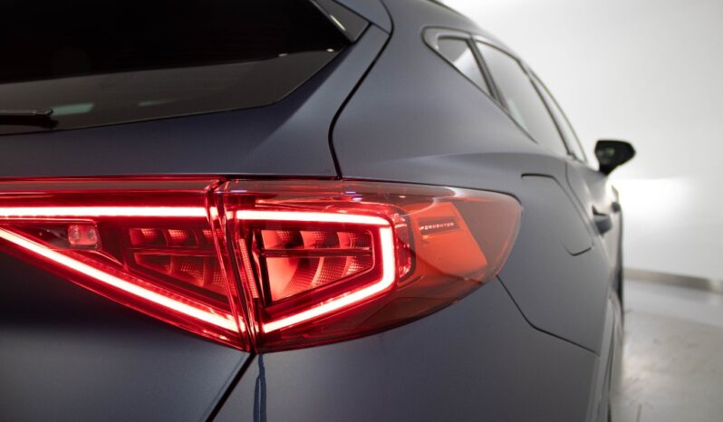 CUPRA Formentor 1.4 E-HYBRID CUPRA DSG VZ completo
