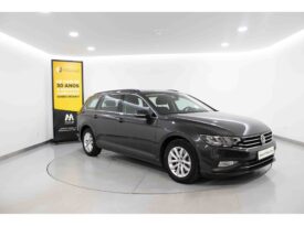 VOLKSWAGEN Passat Variant 2.0 TDI BUSINESS DSG