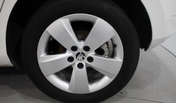 SKODA Fabia 1.2 TSI AMBITION completo