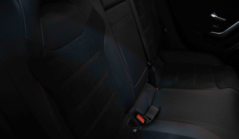 MERCEDES-BENZ Classe A 180 D completo