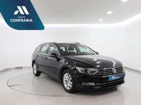 VOLKSWAGEN Passat Variant 2.0 TDI CONFORTLINE