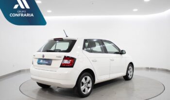 SKODA Fabia 1.2 TSI AMBITION completo