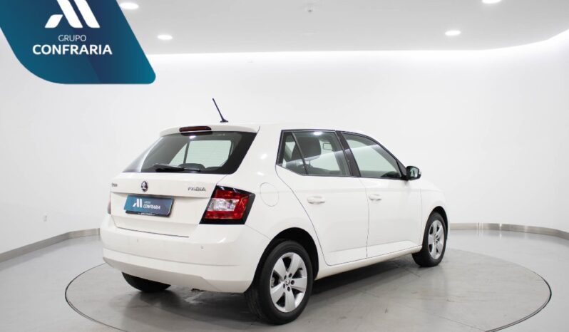 SKODA Fabia 1.2 TSI AMBITION completo