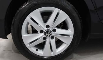 VOLKSWAGEN Golf VIII 1.0 TSI LIFE completo