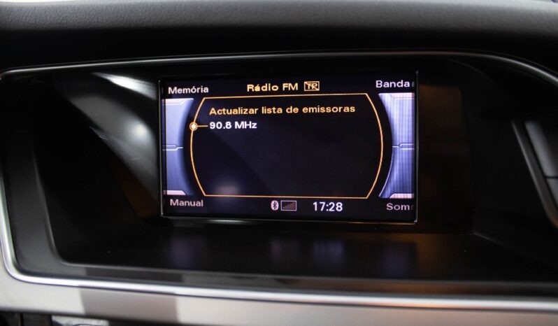AUDI A4 Avant 2.0 TDI completo