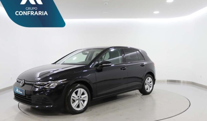 VOLKSWAGEN Golf VIII 1.0 TSI LIFE completo