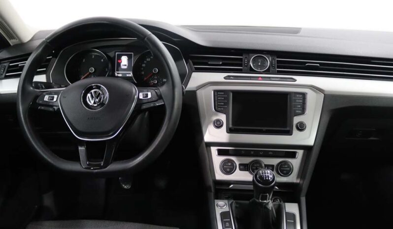 VOLKSWAGEN Passat Variant 2.0 TDI CONFORTLINE completo
