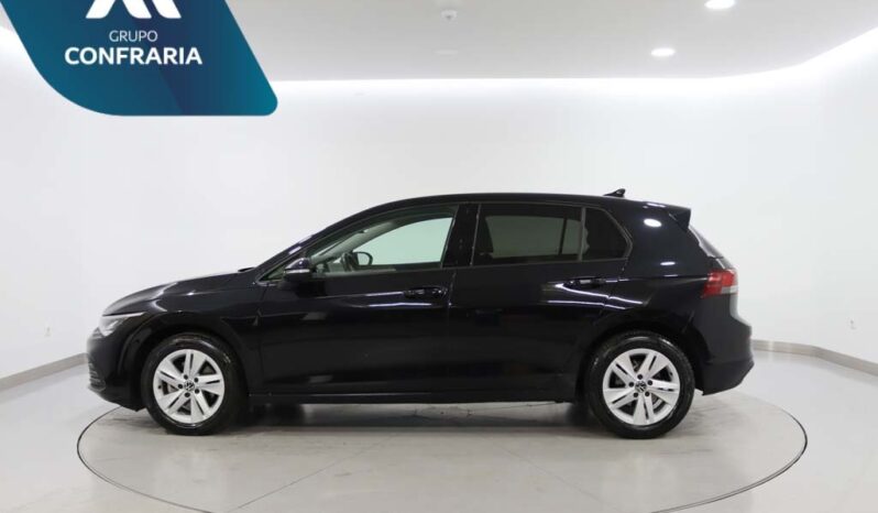 VOLKSWAGEN Golf VIII 1.0 TSI LIFE completo