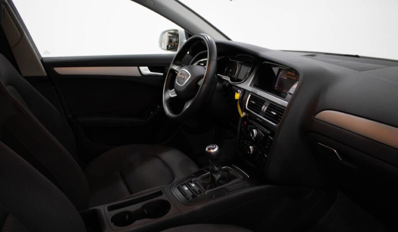 AUDI A4 Avant 2.0 TDI completo