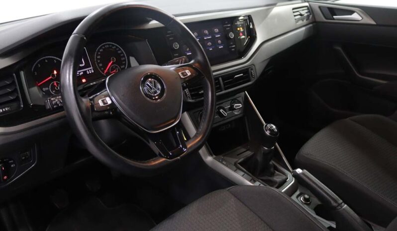 VOLKSWAGEN Polo 1.0 CONFORTLINE completo