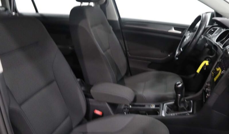 VOLKSWAGEN Golf VII Variant GP 1.6 TDI CONFORTLINE completo