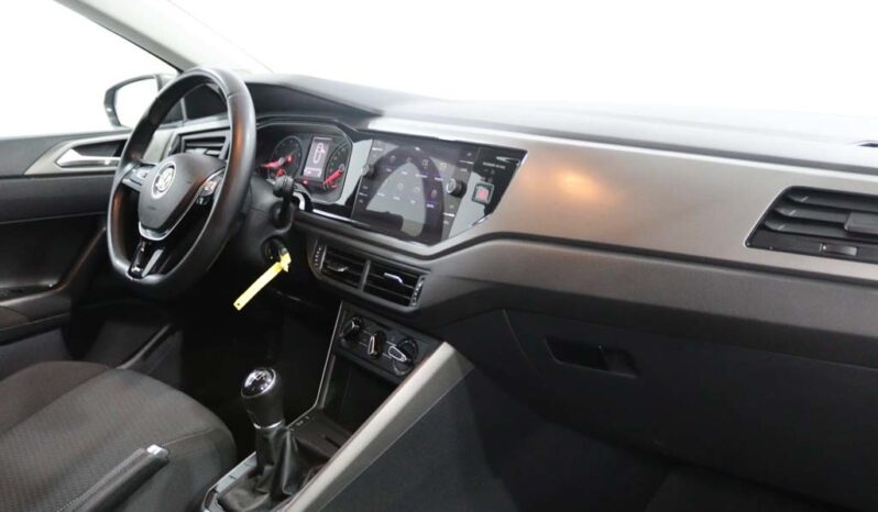 VOLKSWAGEN Polo 1.0 CONFORTLINE completo