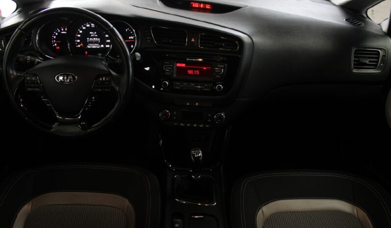 KIA Ceed 1.4 CRDI LX completo
