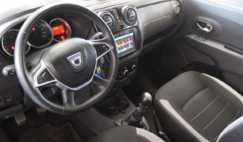 DACIA Lodgy 1.5 BLUE DCI STEPWAY 7L completo