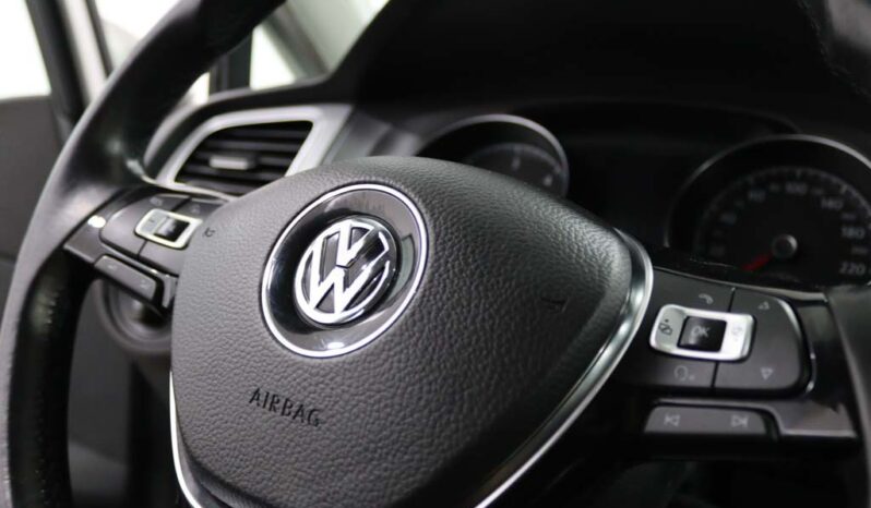 VOLKSWAGEN Golf VII 1.6 TDI TRENDLINE completo