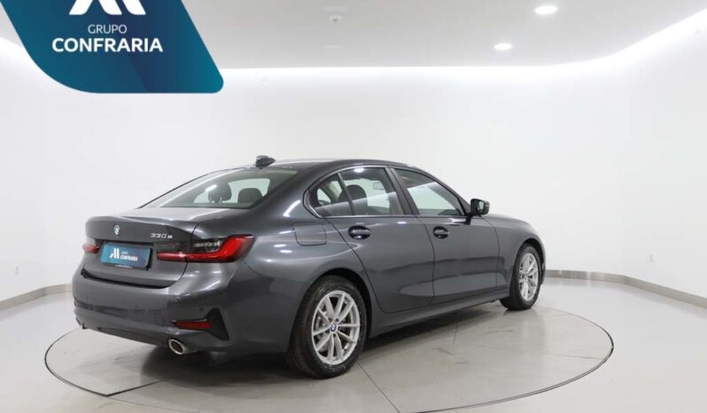 BMW Serie 330 E CORPORATE EDITION AUTO completo