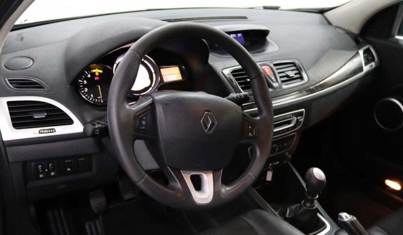 RENAULT Mégane III Sport Tourer 1.5 DCI DYNAMIQUE S completo