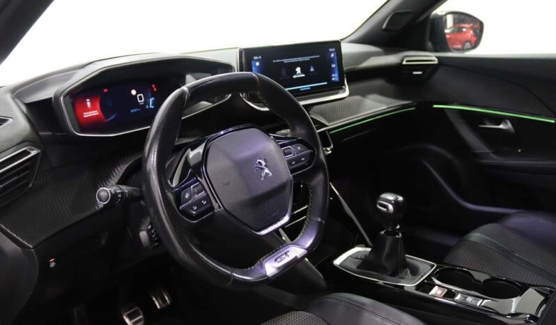 PEUGEOT 2008 1.2 PURETECH GT LINE completo