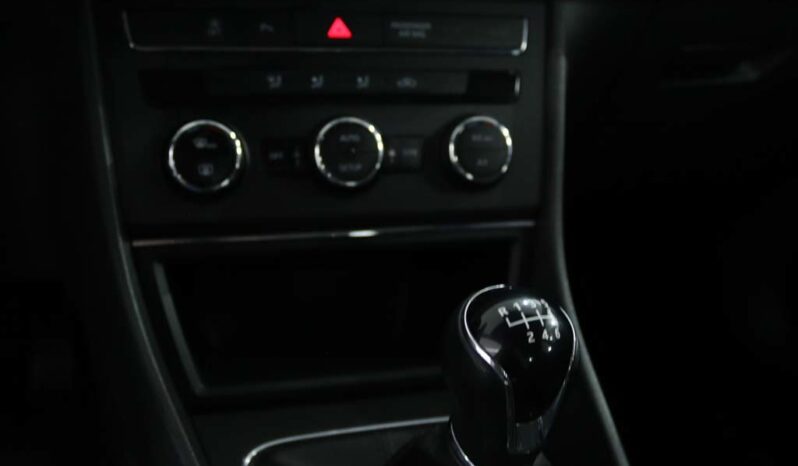 SEAT Leon ST 1.6 TDI YLE ECOMOTIVE completo