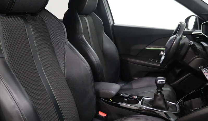 PEUGEOT 2008 1.2 PURETECH GT LINE completo