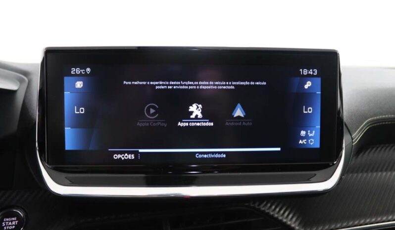 PEUGEOT 2008 1.2 PURETECH GT LINE completo