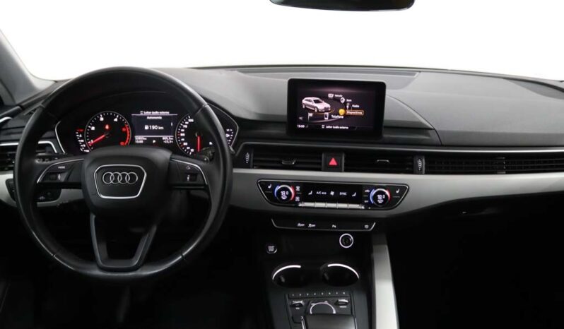 AUDI A4 Avant 35 TDI DESIGN S TRONIC completo