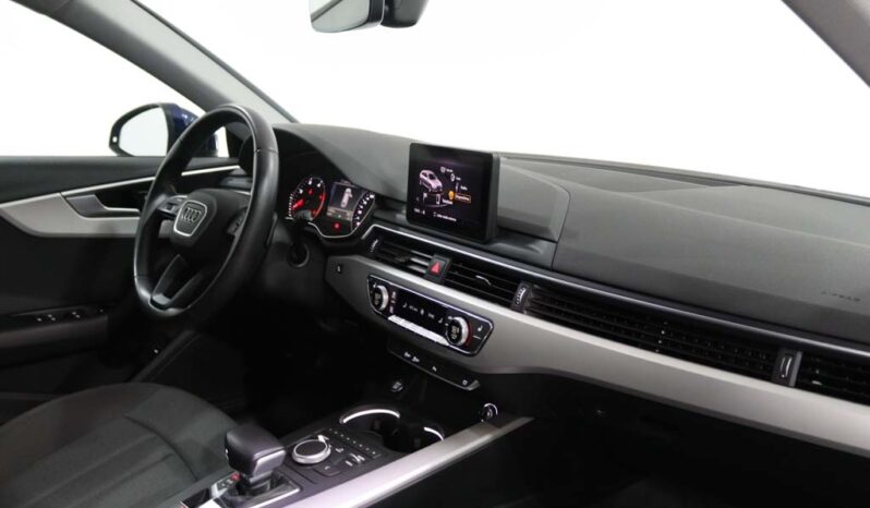 AUDI A4 Avant 35 TDI DESIGN S TRONIC completo