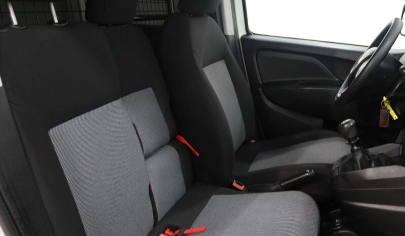 FIAT Doblo Combi 1.6 MULTIJET XL completo