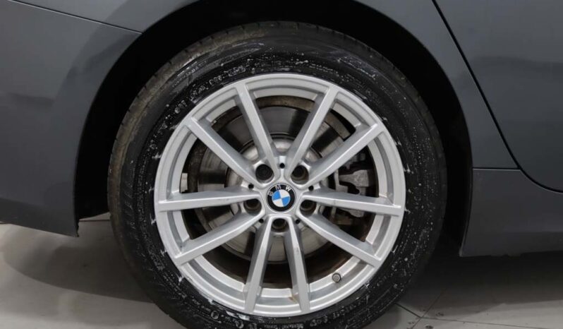 BMW Serie 330 E CORPORATE EDITION AUTO completo