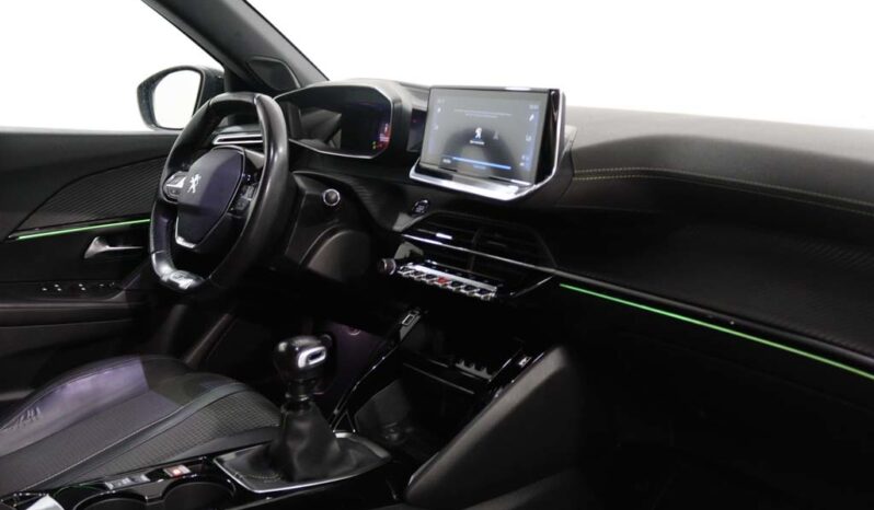 PEUGEOT 2008 1.2 PURETECH GT LINE completo