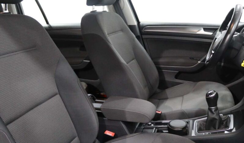 VOLKSWAGEN Golf VII Variant GP 1.6 TDI CONFORTLINE completo