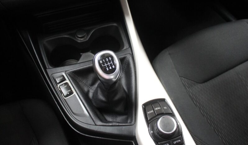 BMW Serie LCI 116 D EDYNAMICS ADVANTAGE completo