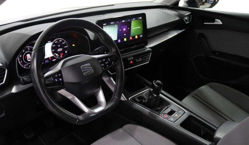 SEAT Leon Sportstourer 2.0 TDI STYLE completo