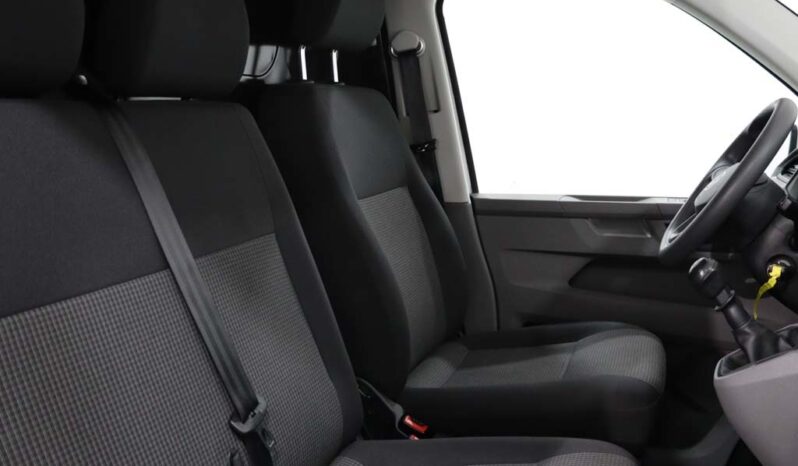 VOLKSWAGEN Transporter 6.1 2.0 TDI completo