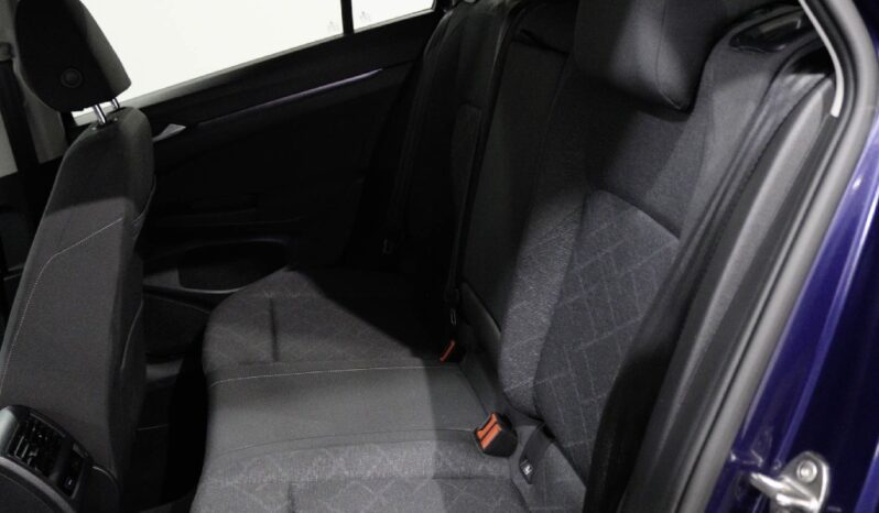 VOLKSWAGEN Golf VIII Variant 2.0 TDI LIFE completo