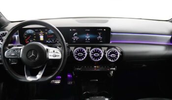 MERCEDES-BENZ Classe A 180 D AMG LINE AUT. completo