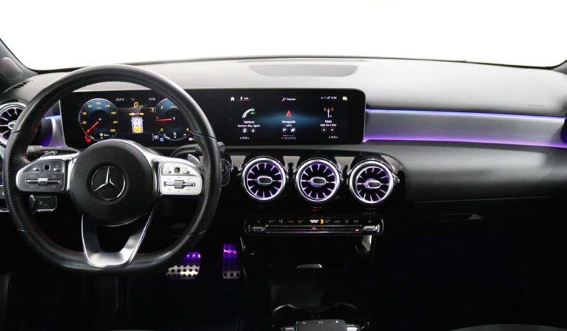 MERCEDES-BENZ Classe A 180 D AMG LINE AUT. completo
