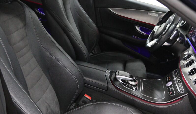 MERCEDES-BENZ Classe E Station 300 D AMG 7L completo