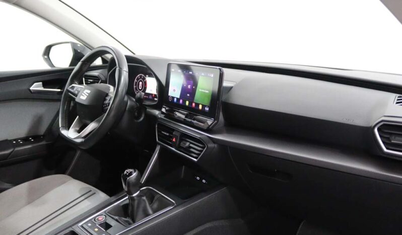 SEAT Leon Sportstourer 2.0 TDI STYLE completo