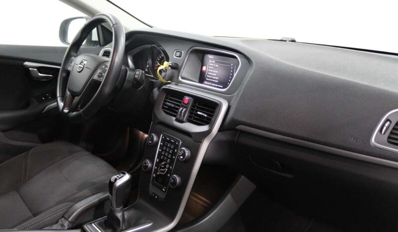 VOLVO V40 2.0 D2 KINETIC ECO completo