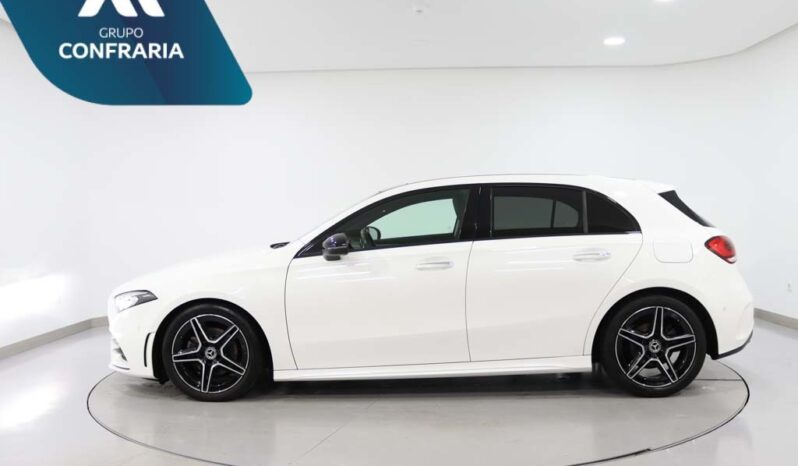 MERCEDES-BENZ Classe A 180 D AMG LINE AUT. completo