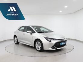 TOYOTA Corolla Hatchback 1.8 HYBRID COMFORT
