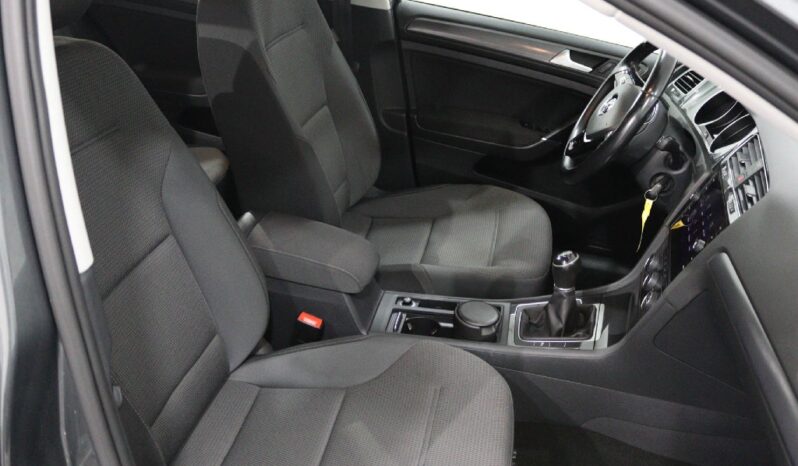 VOLKSWAGEN Golf VII Variant GP 1.6 TDI CONFORTLINE completo