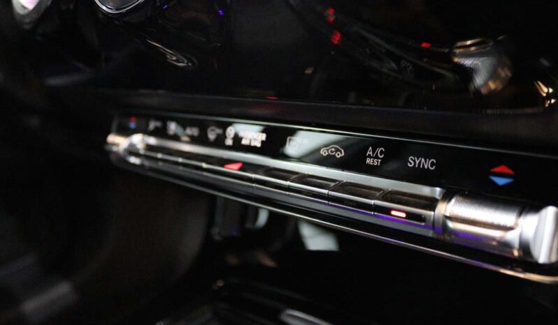 MERCEDES-BENZ Classe A 180 D AMG LINE AUT. completo