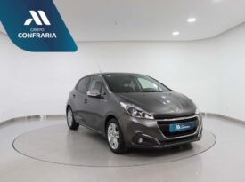 PEUGEOT 208 1.2 PURETECH STYLE
