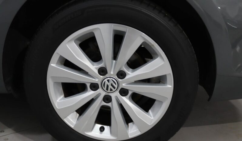 VOLKSWAGEN Golf VII Variant GP 1.6 TDI CONFORTLINE completo