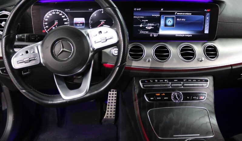 MERCEDES-BENZ Classe E Station 300 D AMG 7L completo