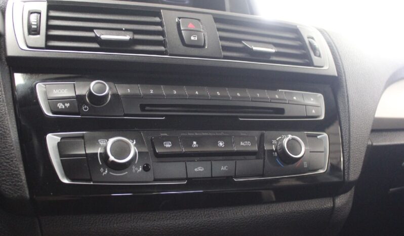 BMW Serie LCI 116 D EDYNAMICS ADVANTAGE completo