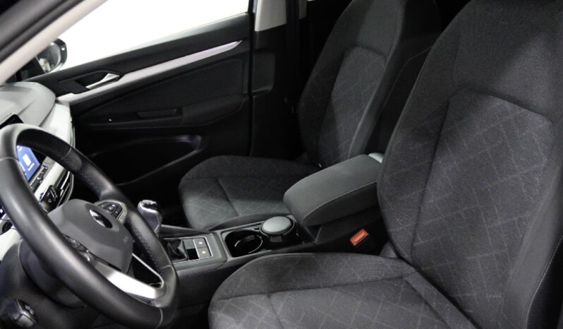 VOLKSWAGEN Golf VIII Variant 2.0 TDI LIFE completo