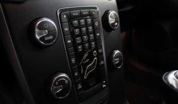 VOLVO V40 2.0 D2 KINETIC ECO completo